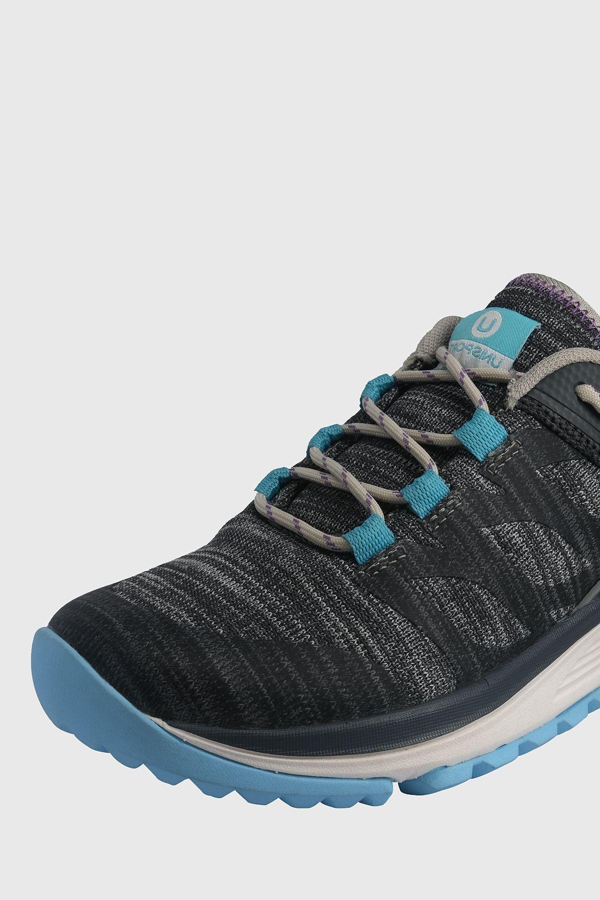 Zapatilla Outdoor Monch Gris UNS-3