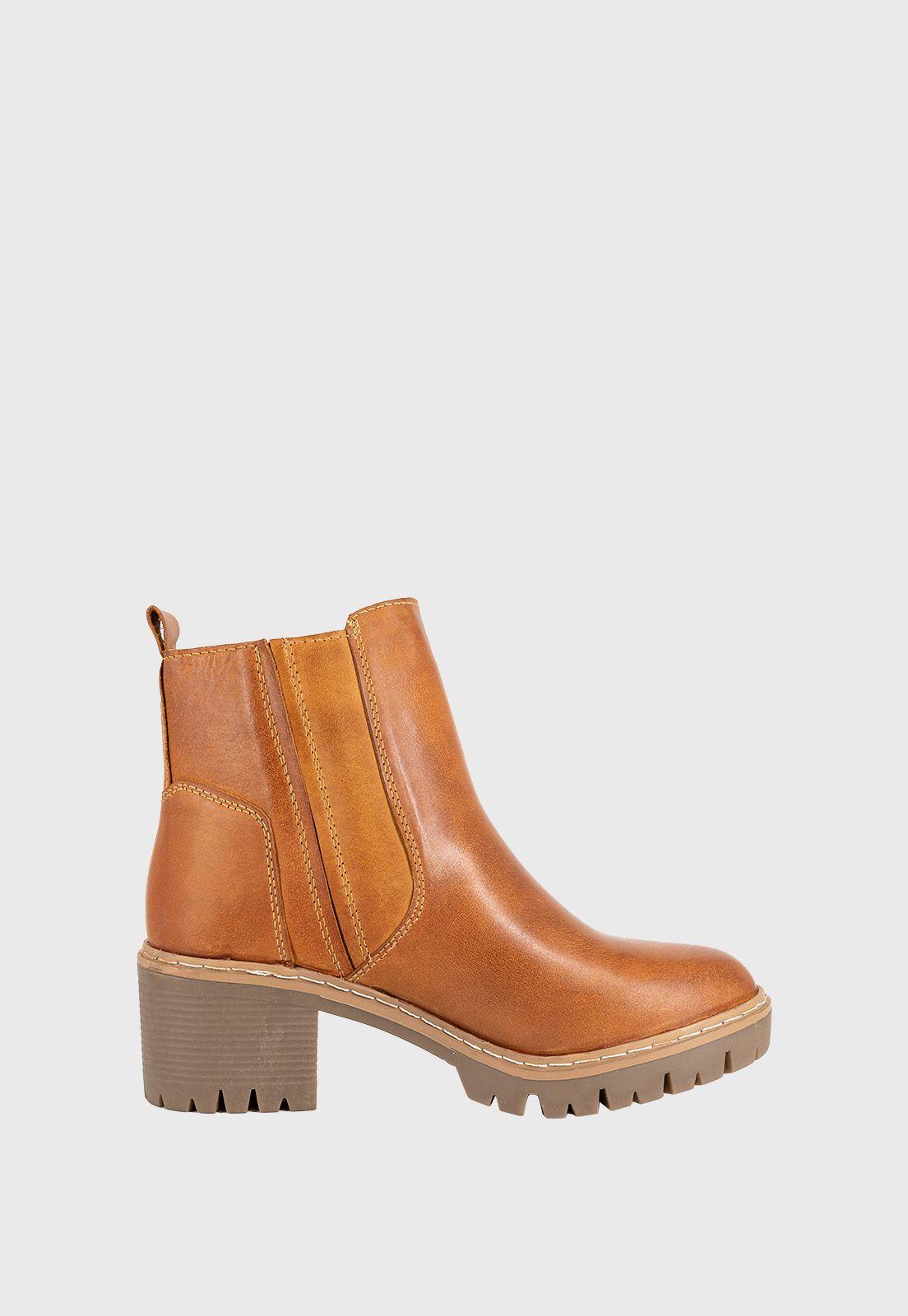 Botin de Cuero Gaby Caramelo Alquimia-3