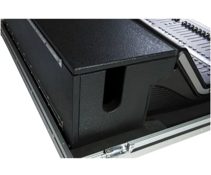 Flight Case Gator G TOUR M32 Case Profesional con Doghouse para Consola Midas M32-3
