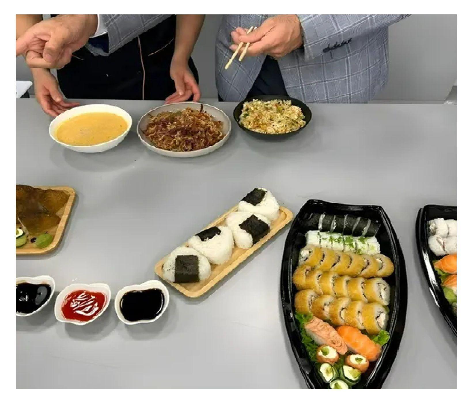 100 Envases Barcos De Sushi Bandeja C/tapa Barco Para Sushi-6