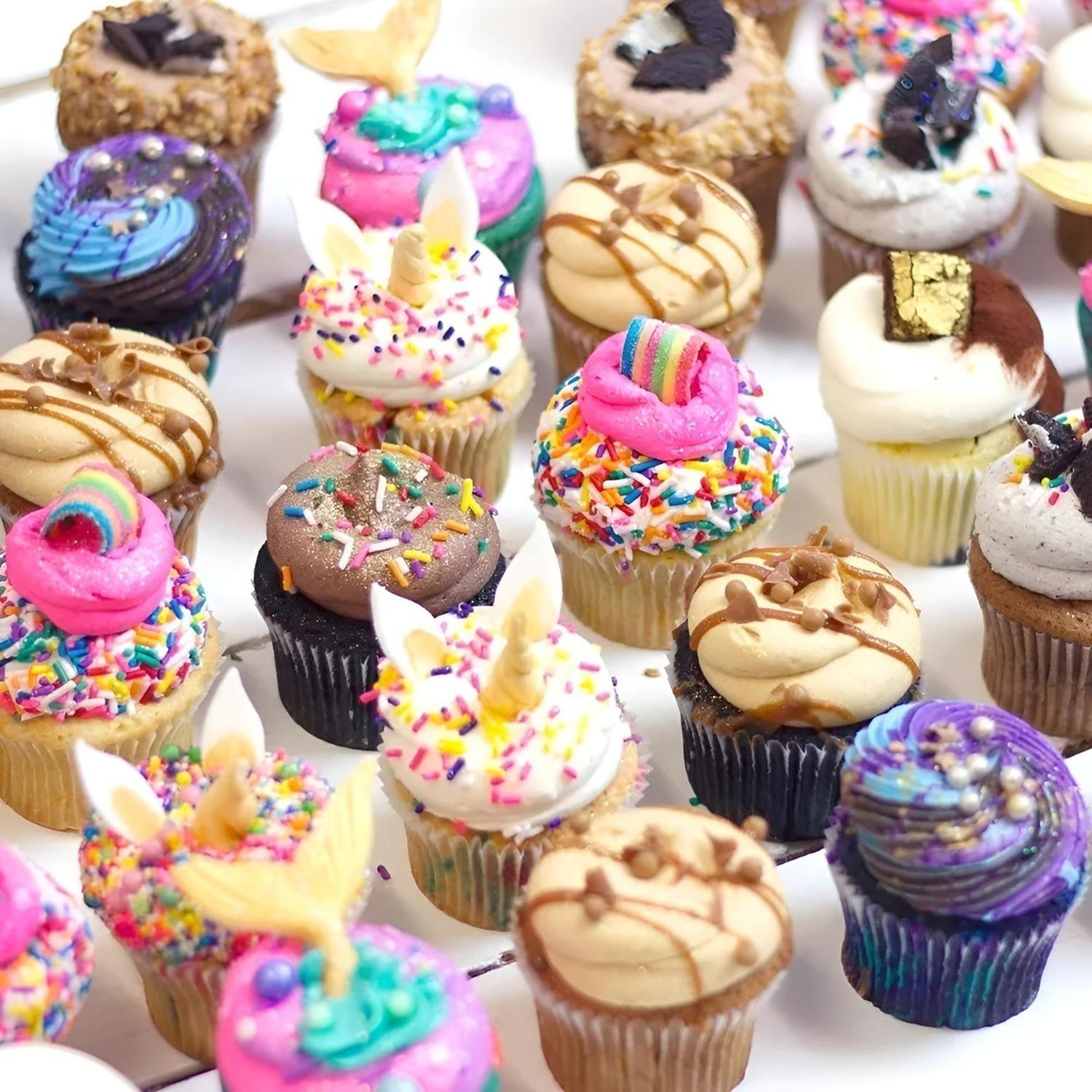 100 Capsulas Para Hornear 4cm + Molde Muffin Mini 24 Cupcake Multicolor-5