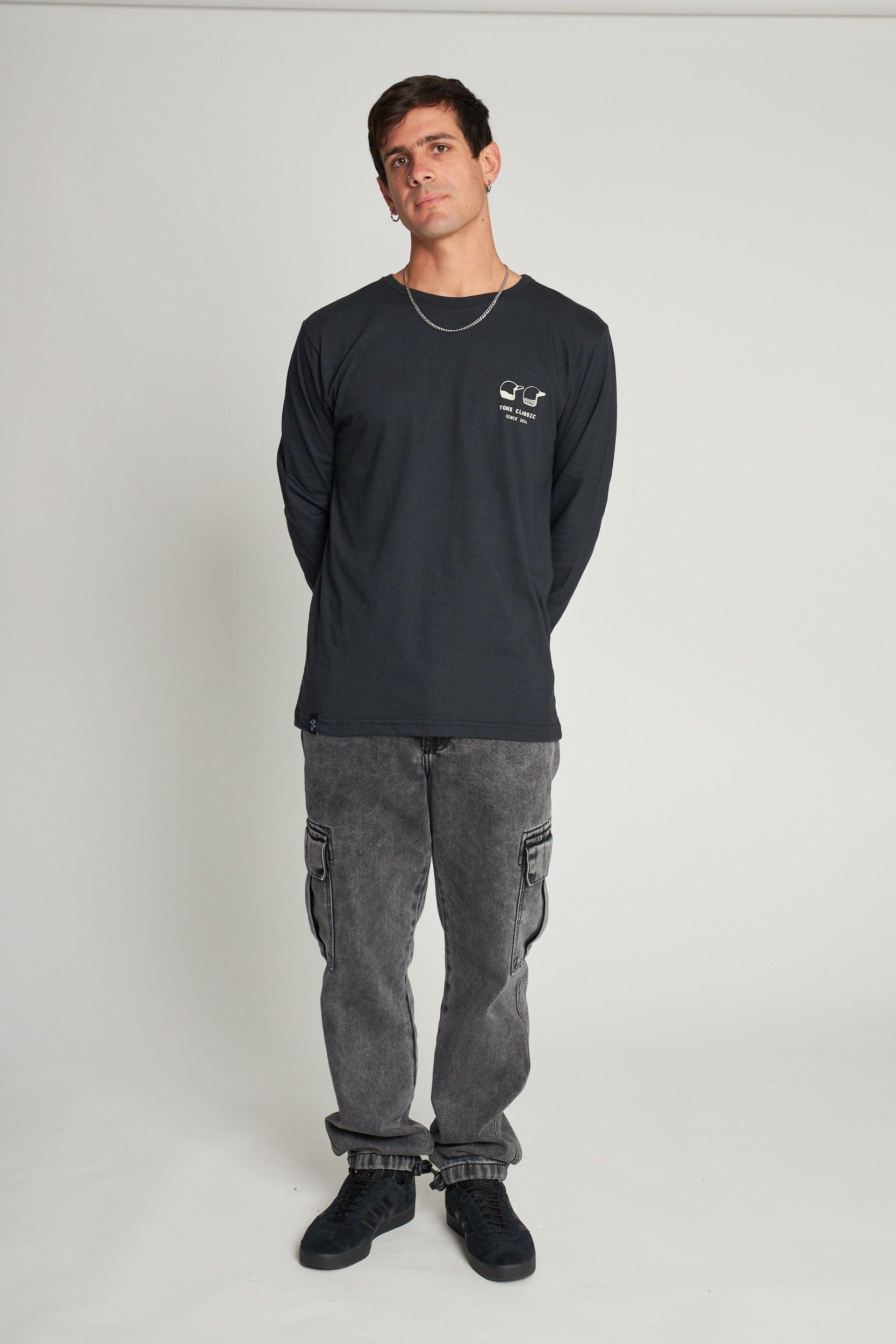 Polera ML Cascos Negro-2