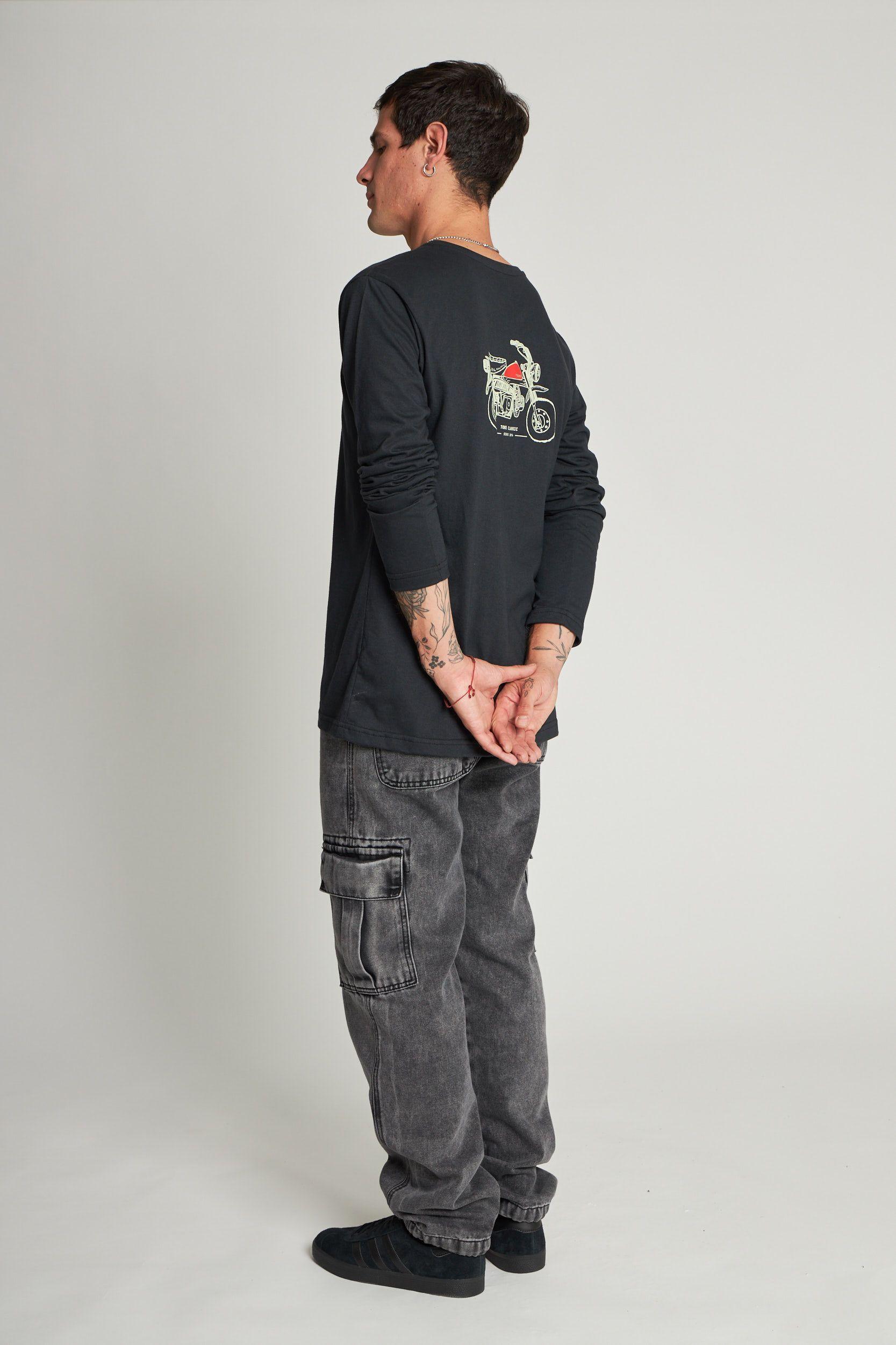 Polera ML Cascos Negro-4