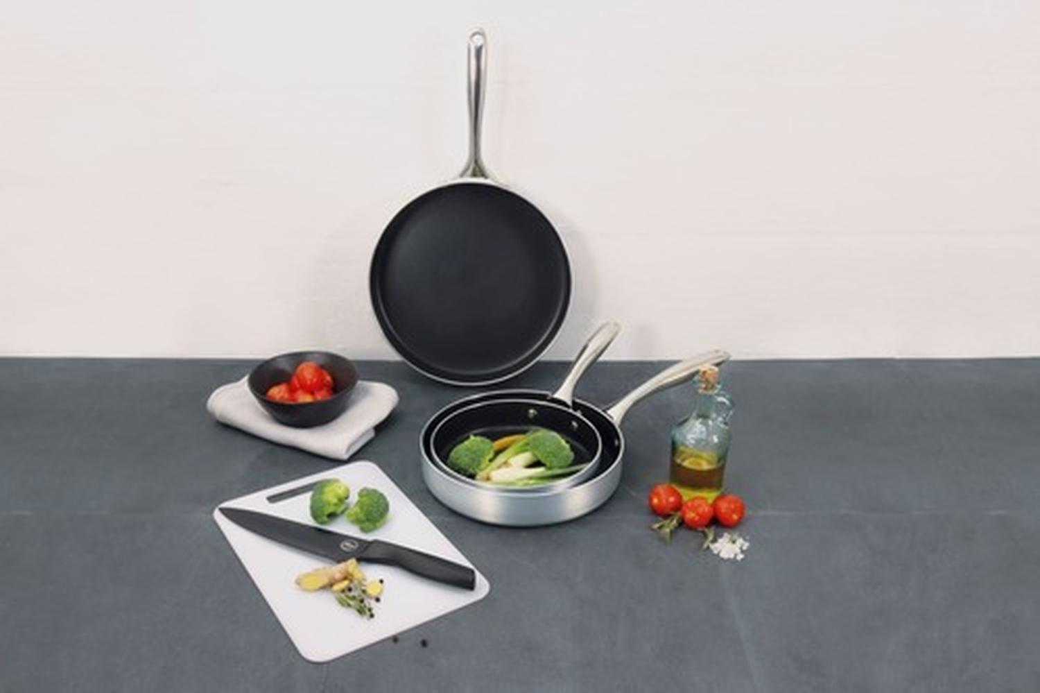 Sarten 28 Cm Antiadherente Silver Industrial Ilko-1