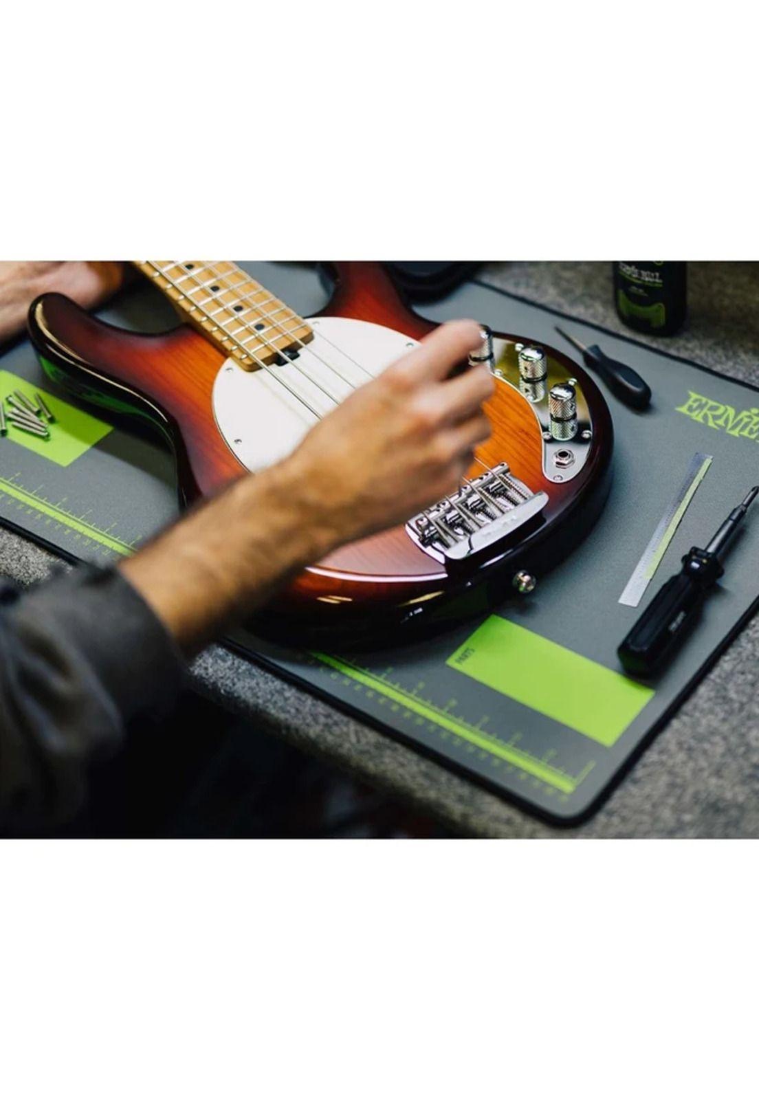 Superficie de mantención de Instrumentos Ernie Ball Techmat-2