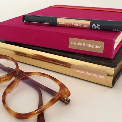 Etiquetas Brother TZe-MQ835 12mm Blanco Sobre Dorado-2