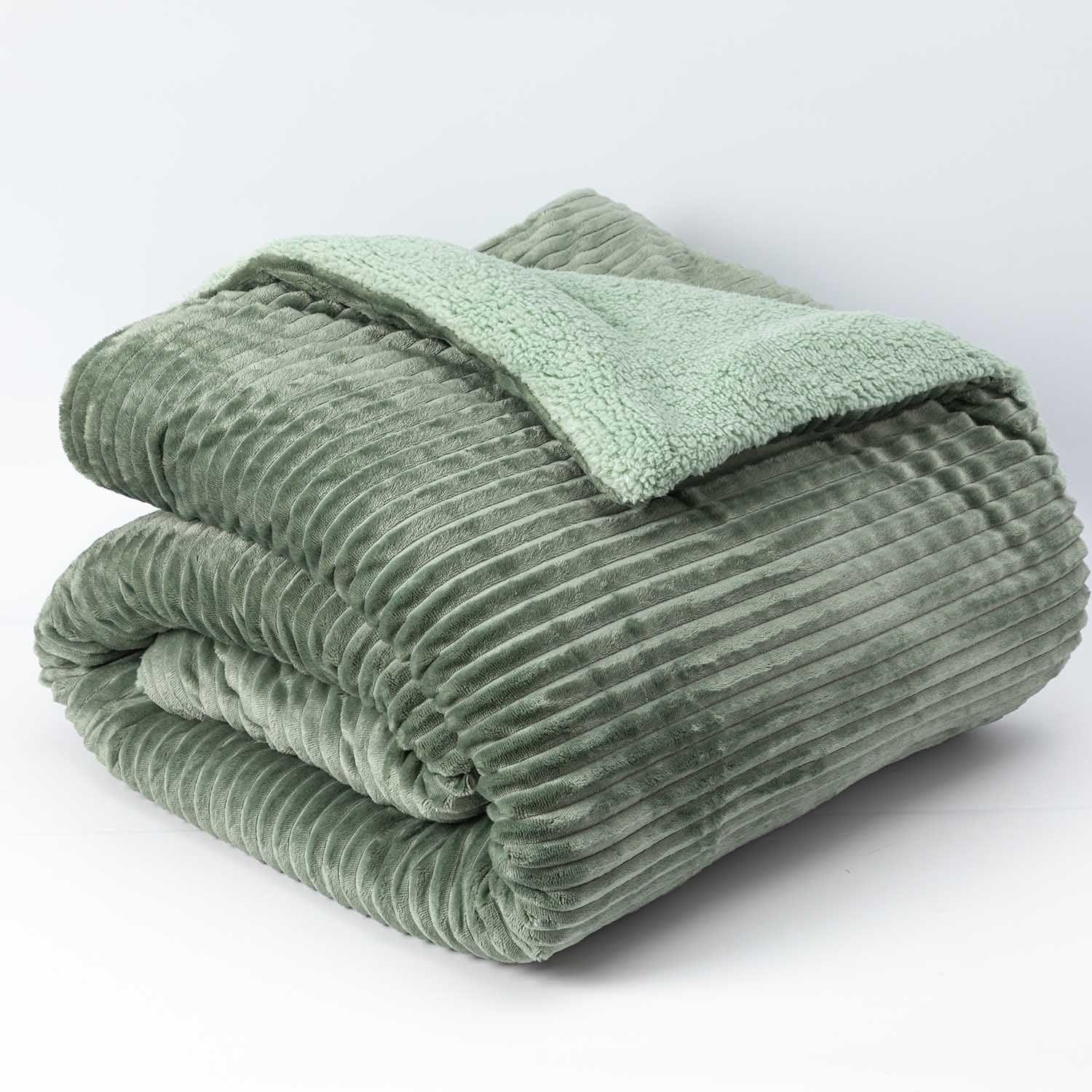 Cobertor  Reversible Sherpa 1.5 Plaza Cotelón Verde-2