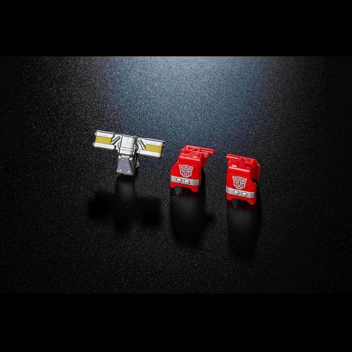 Figura Optimus Prime Transformers Classic Class 01 Blokees-5