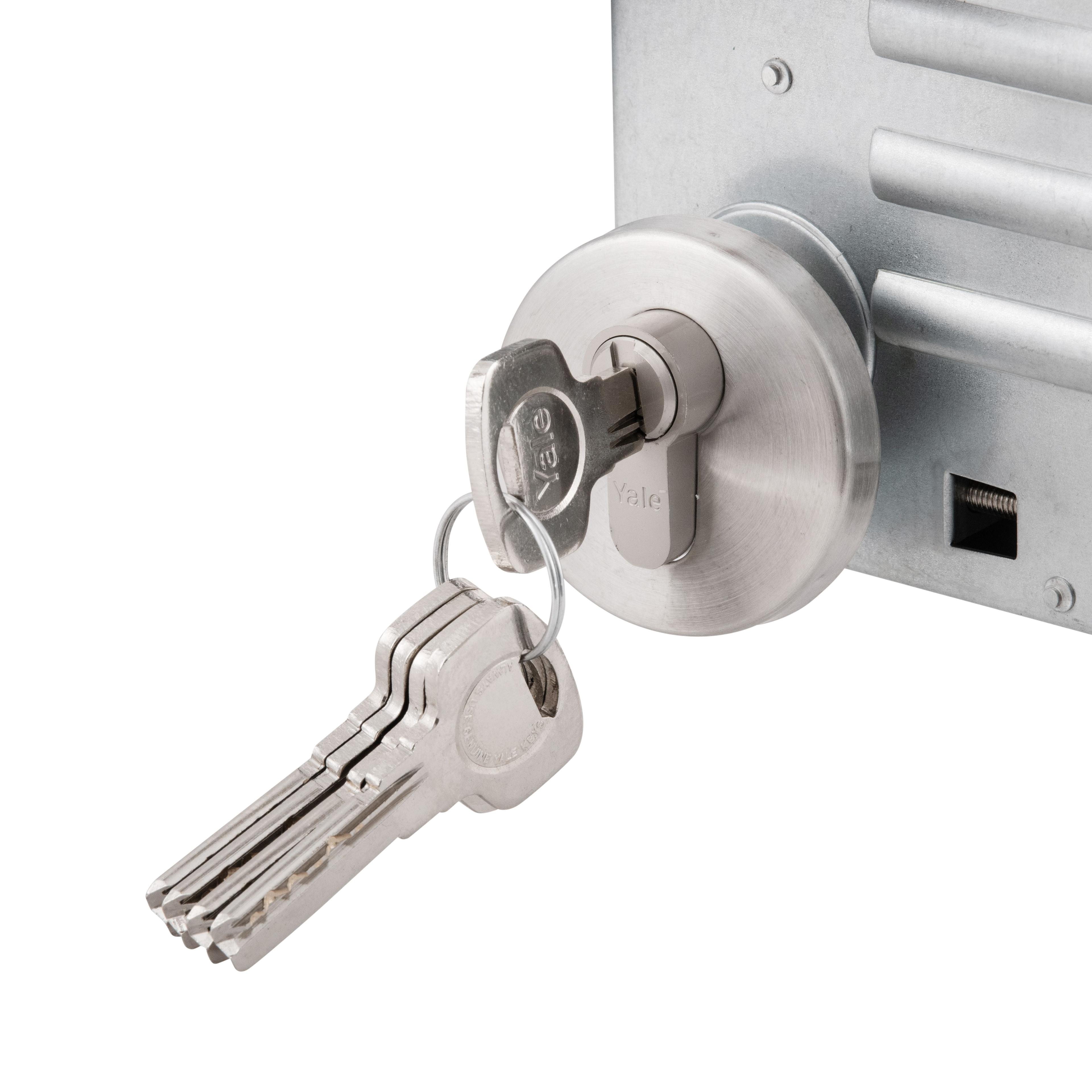 Cerradura Embutida YALE Firenze B60 Acceso 1/2 derecha-2