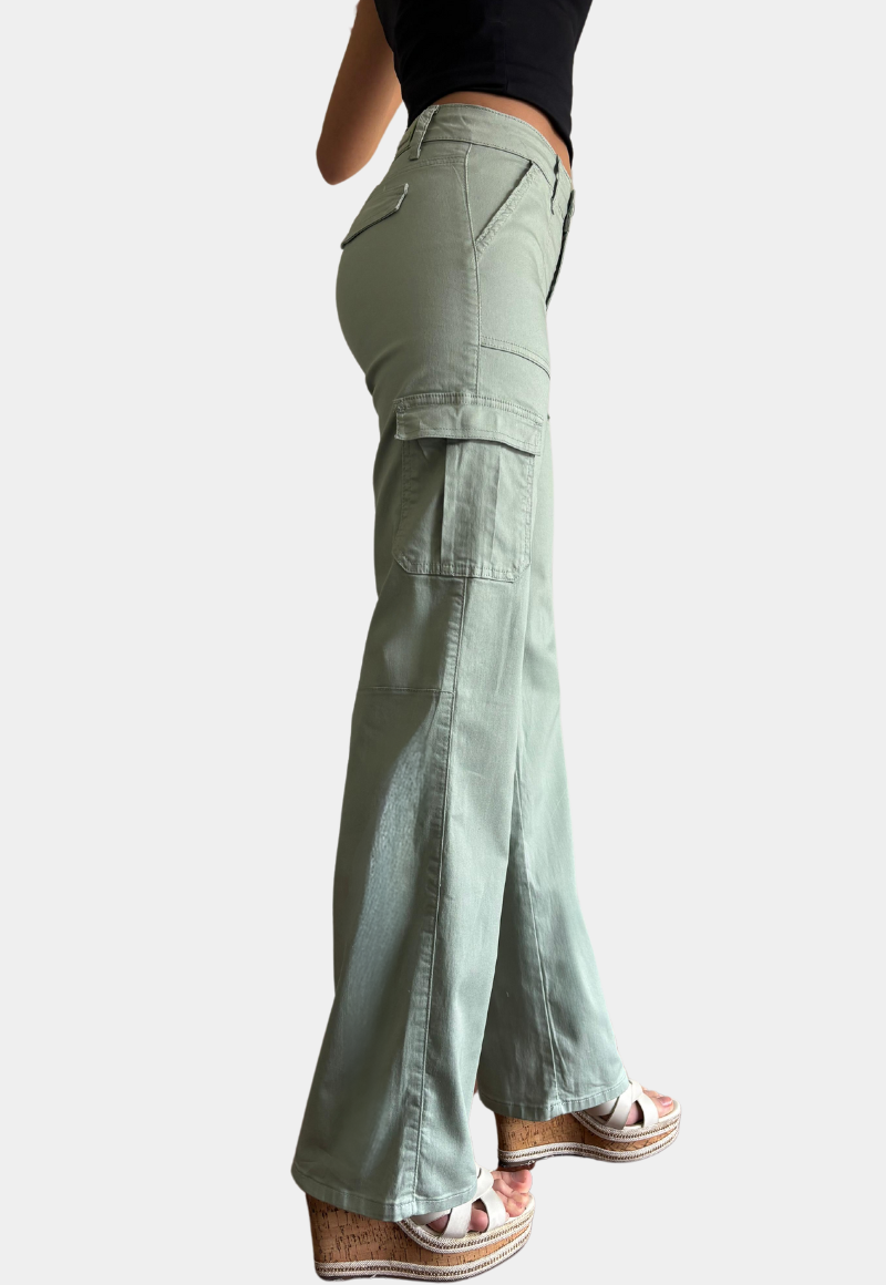 Pantalon Cargo Tiro Alto Push Up Verde Tentation-1