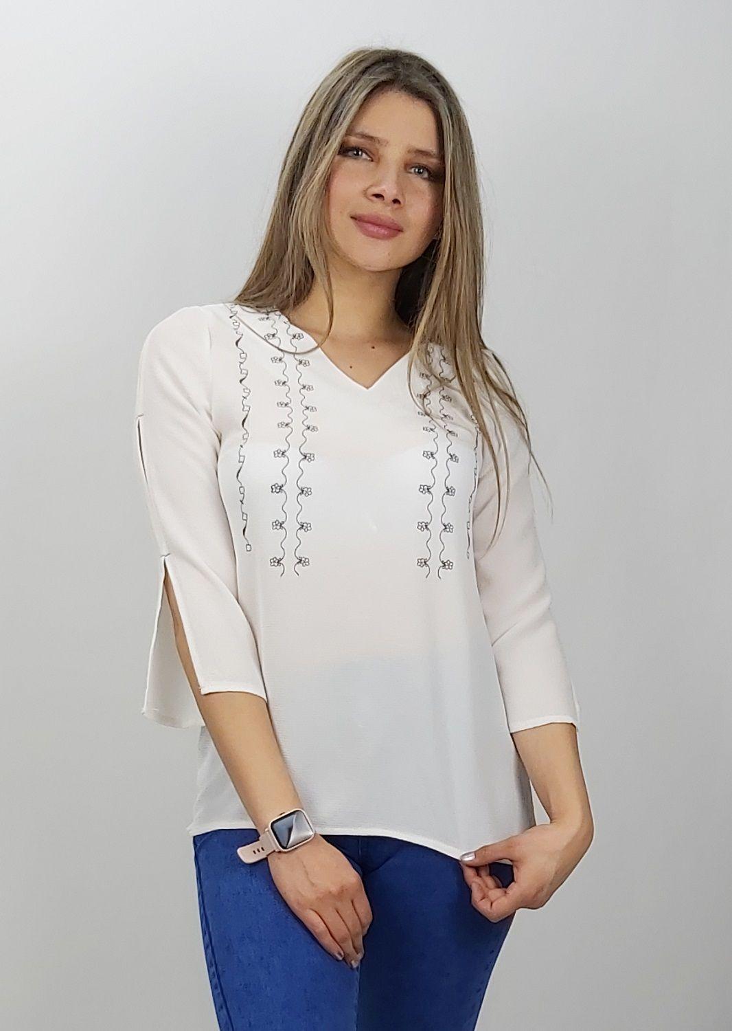 Polera blanca bordada azul-0