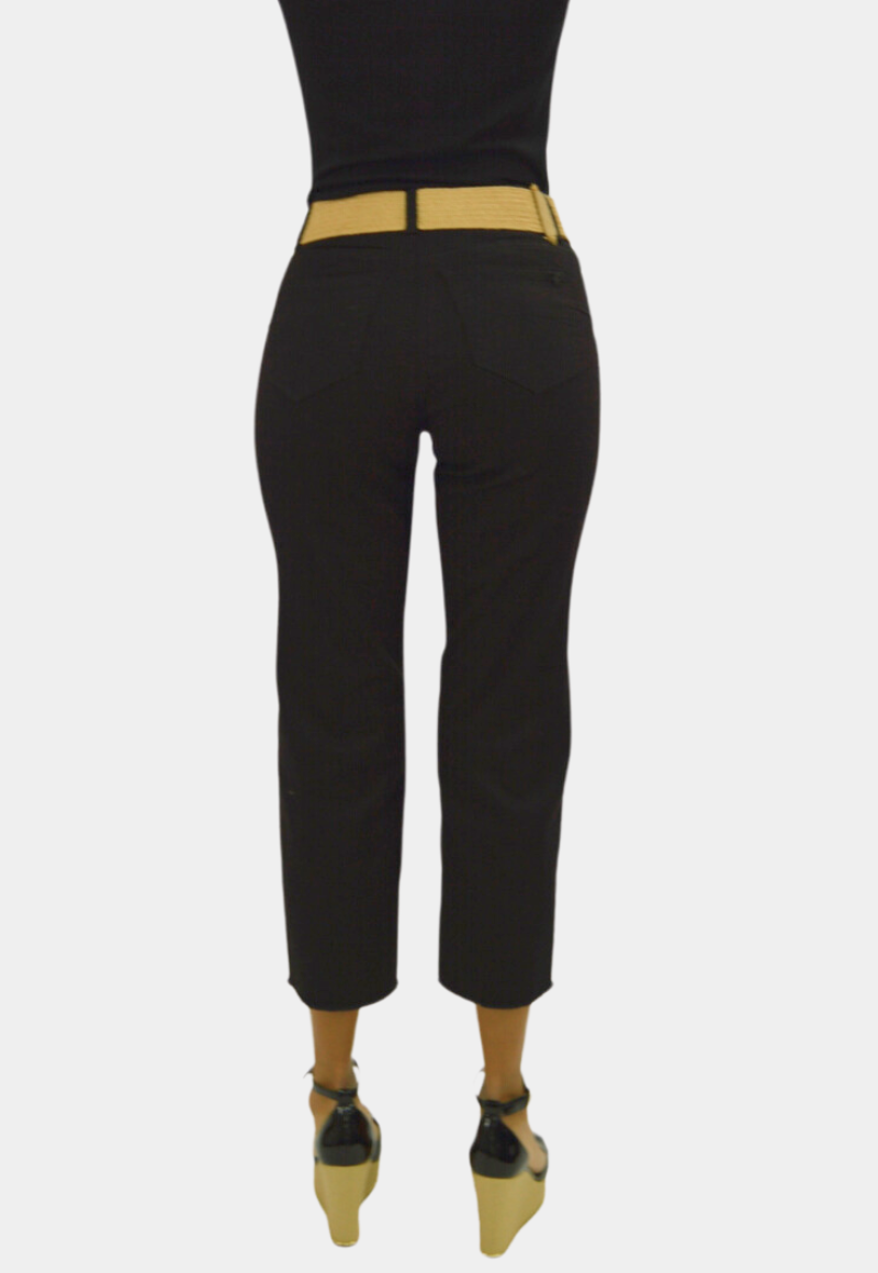 Capri Gabardina Tiro Alto Push Up Black Tentation -2