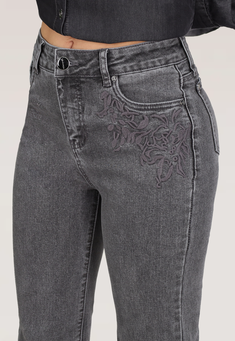 JEANS RECTO BORDADO T.ALTO Gris-3