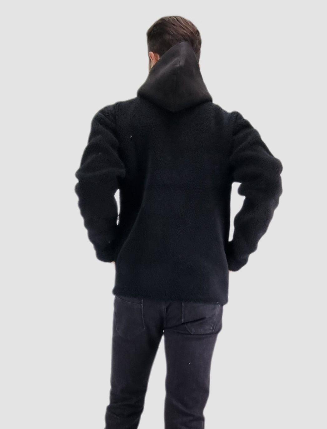 Casaca corderito con gorro negro-3