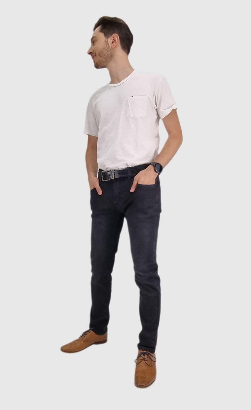 Jeans tiro medio-alto semi pitillo negro-0