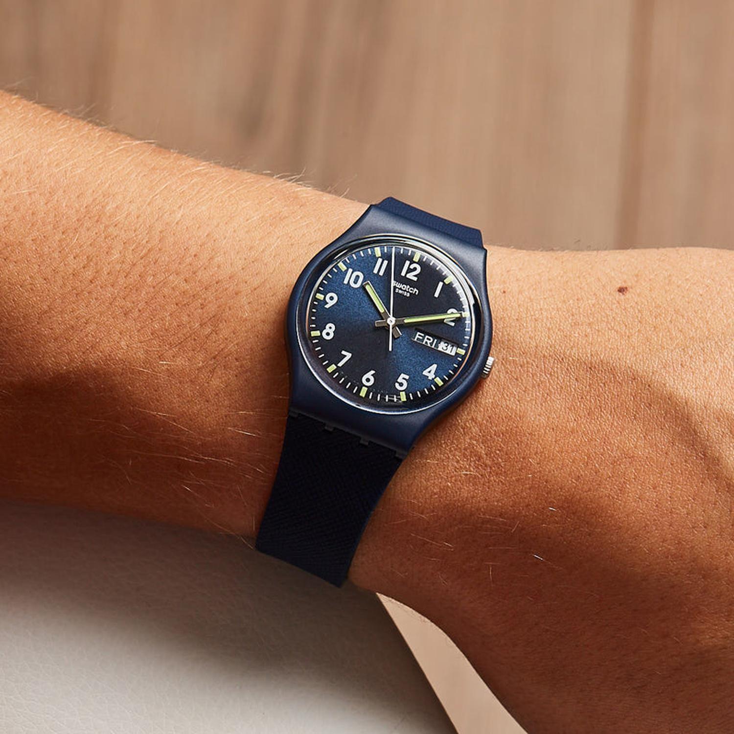 Reloj Swatch Análogo Unisex GN718-2