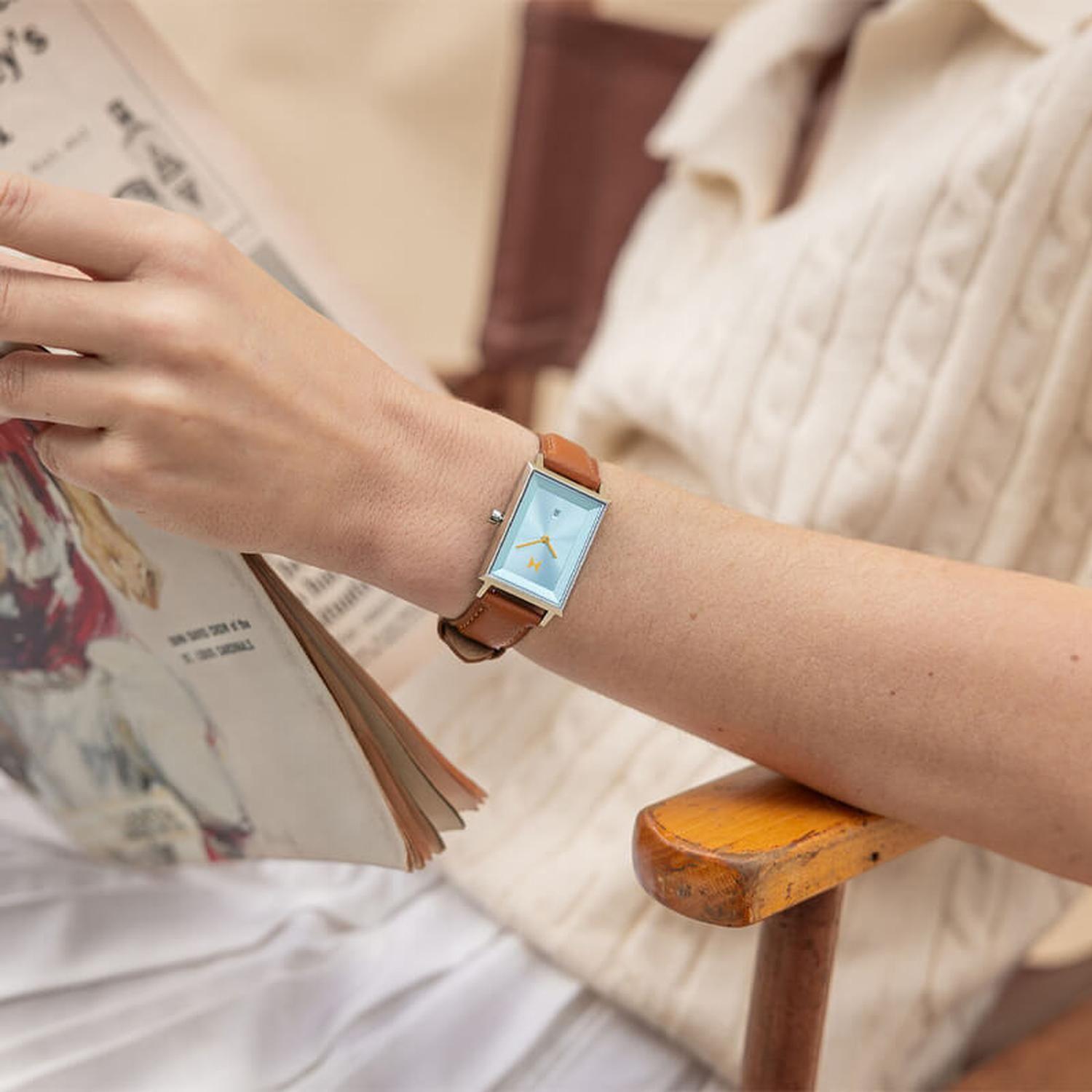 Reloj Análogo Mujer MVMT 28000370-1