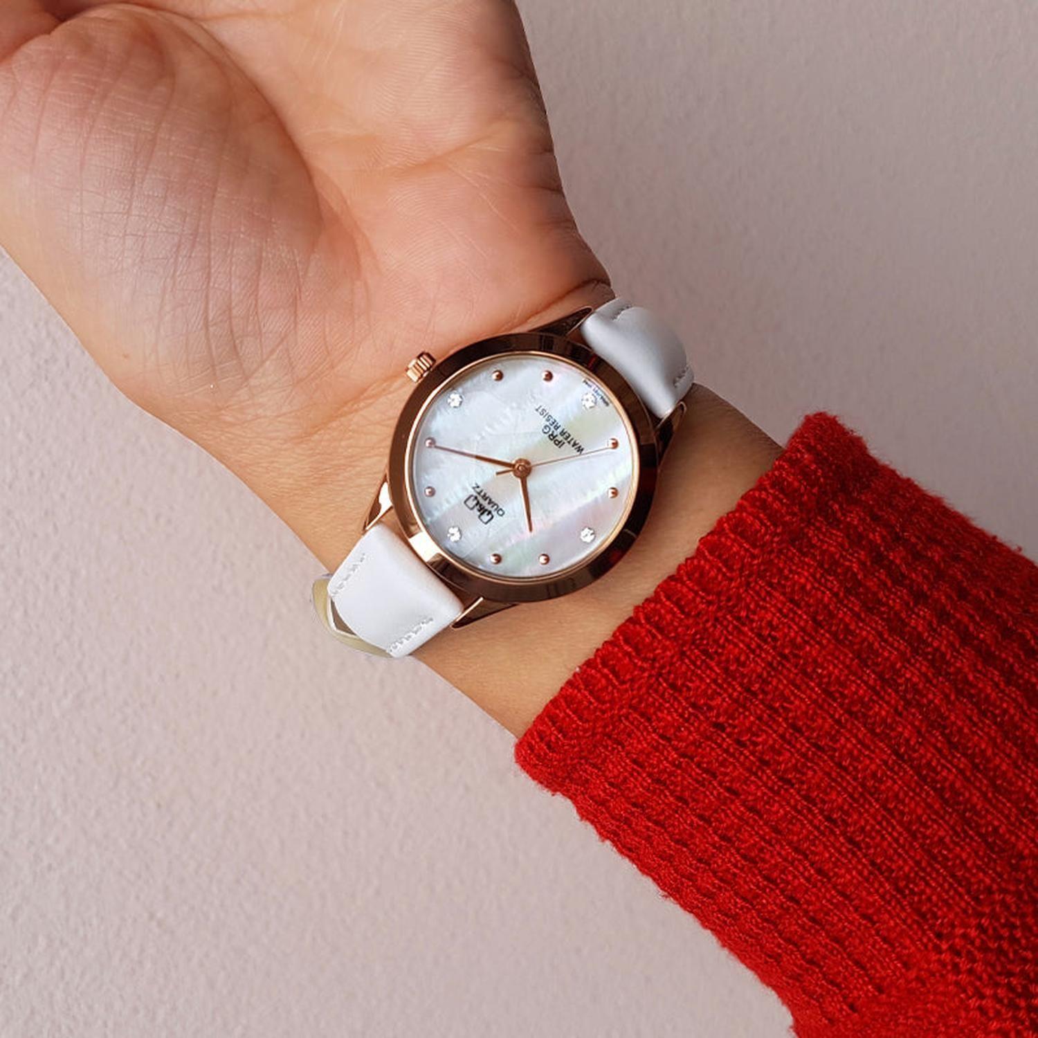 Reloj Q&Q Análogo Mujer QZ05-101-1