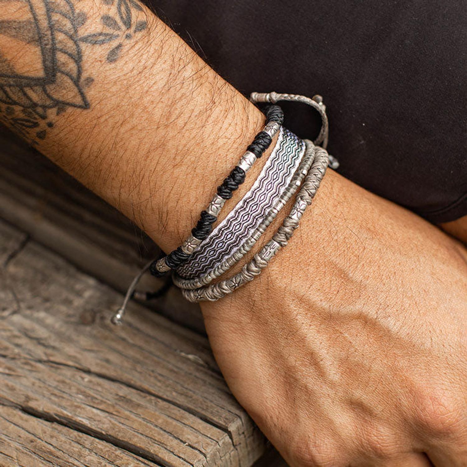 Pulsera Gris Ulu-1