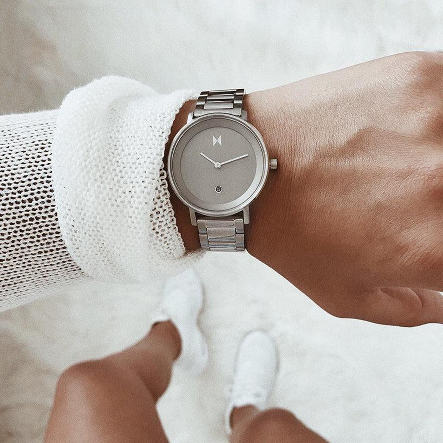 Reloj MVMT Análogo Mujer Cloud Silver-2