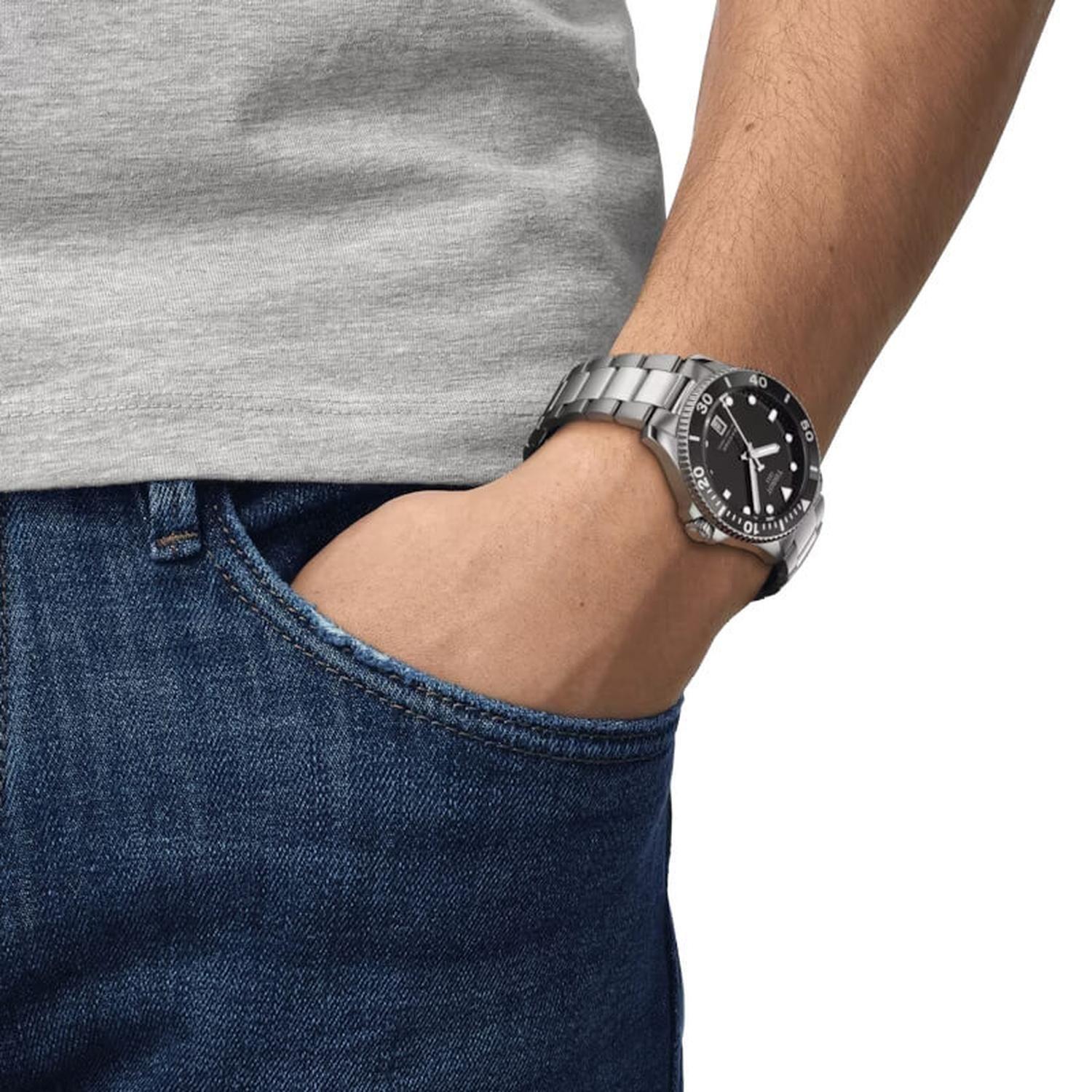 Reloj Análogo Tissot Hombre T1204101105100-6