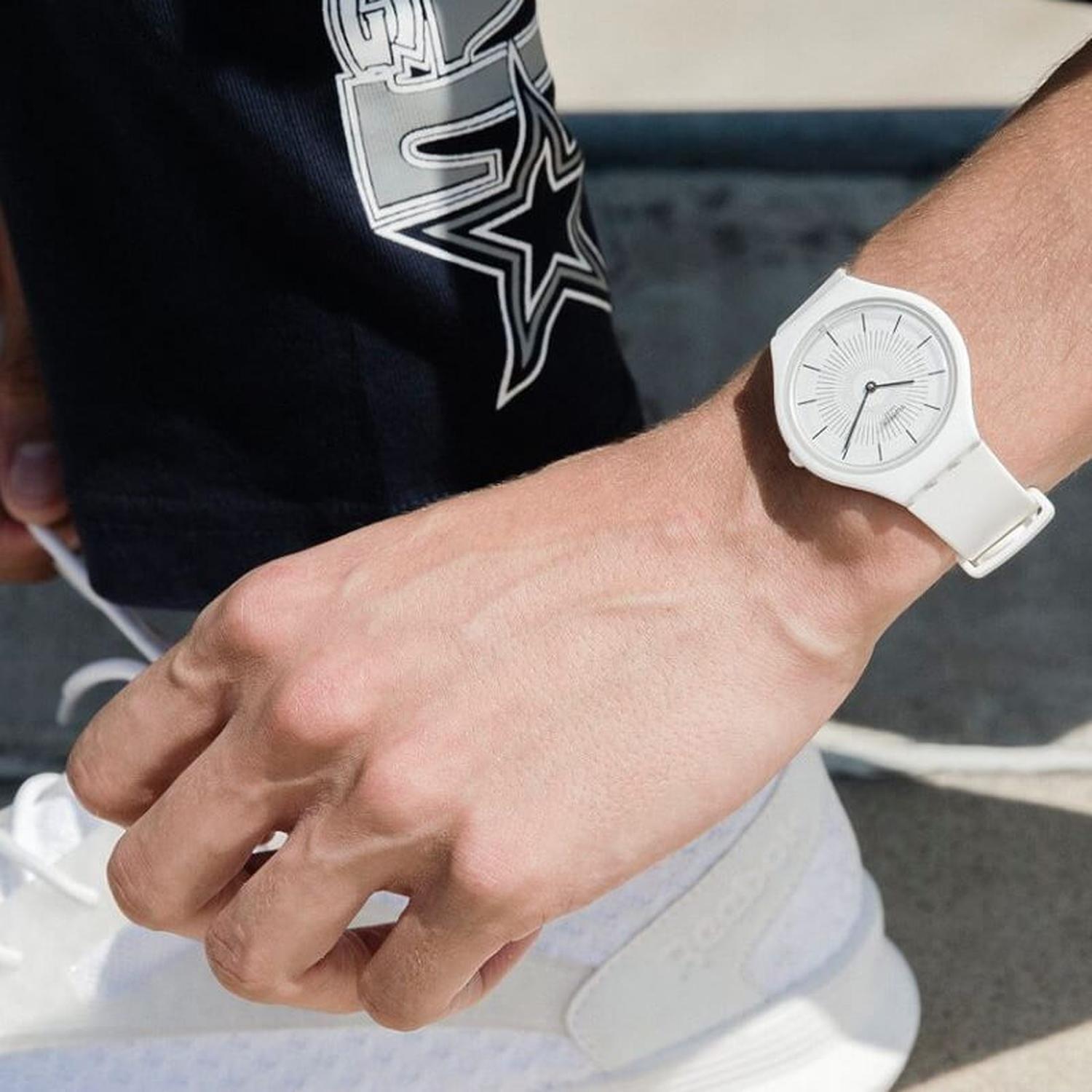 Reloj Swatch Análogo Unisex SVOW100-2