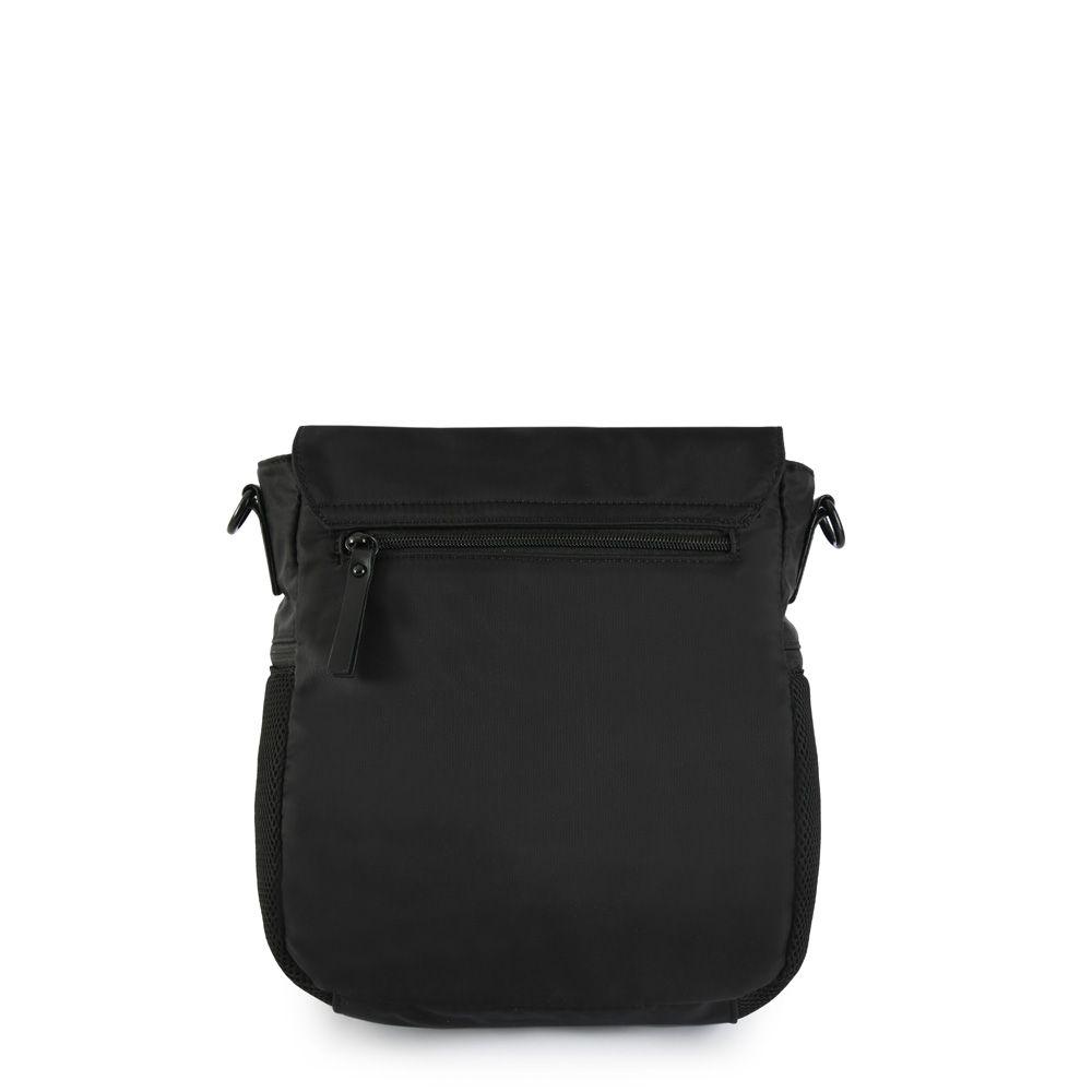 Cartera bandolera grande surrey negro-2