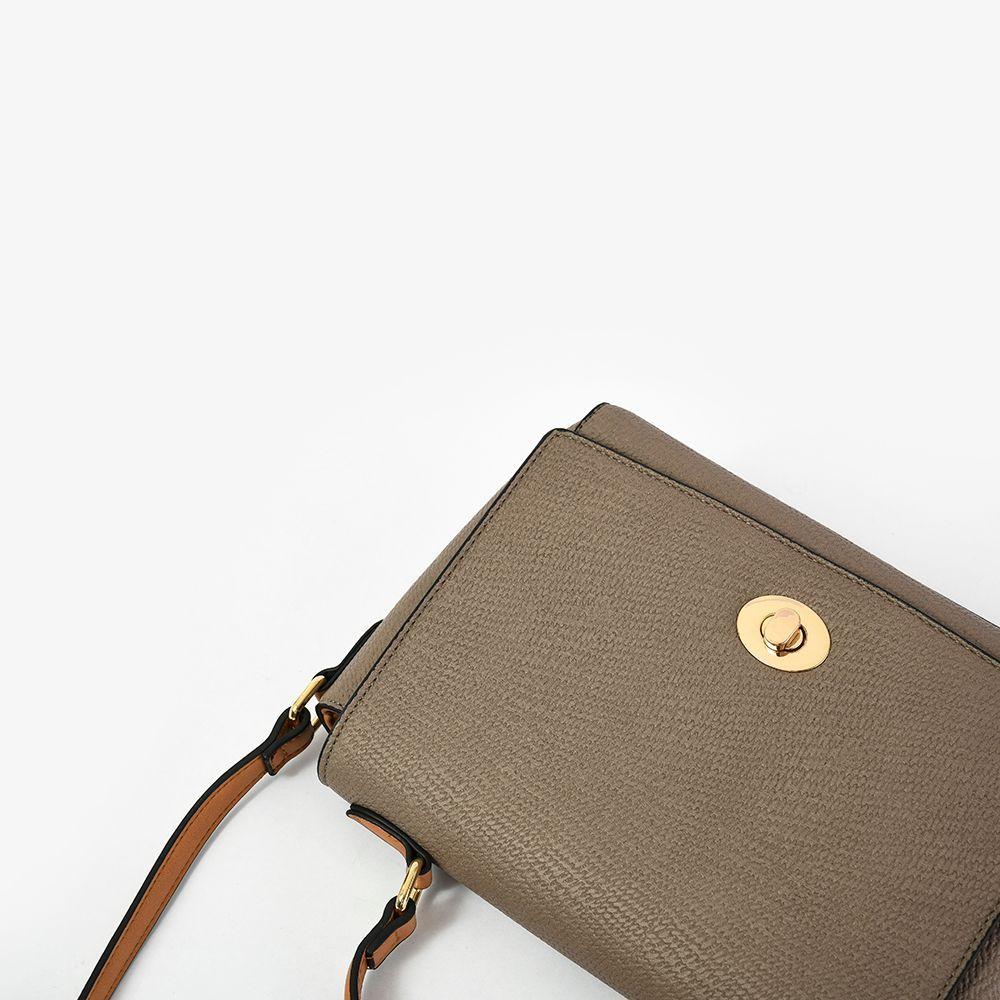 Ayase Cartera Tipo Bandolera Con Tapa Taupe Oscuro-2