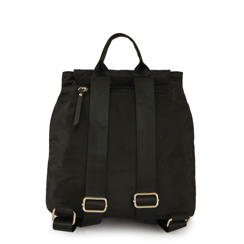 Mochila con tapa mediana amara negro-2