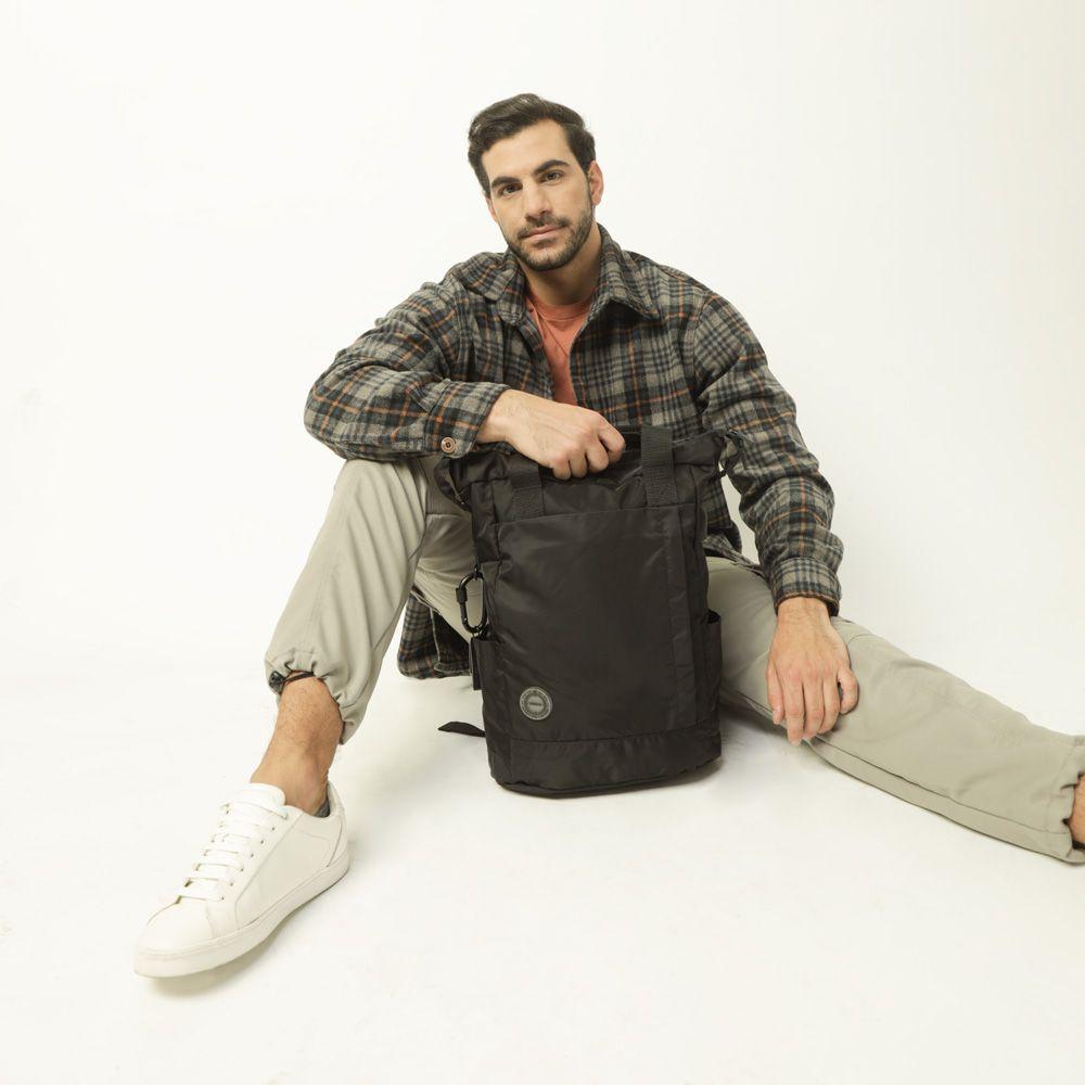 Mochila Porta Notebook Grande Benjamin Negro-4