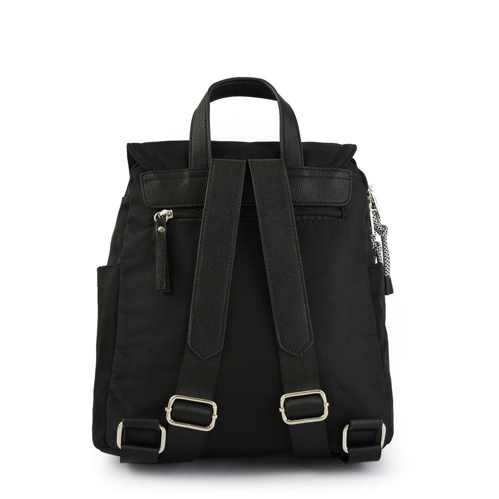 Mochila con tapa grande dotter negro-2