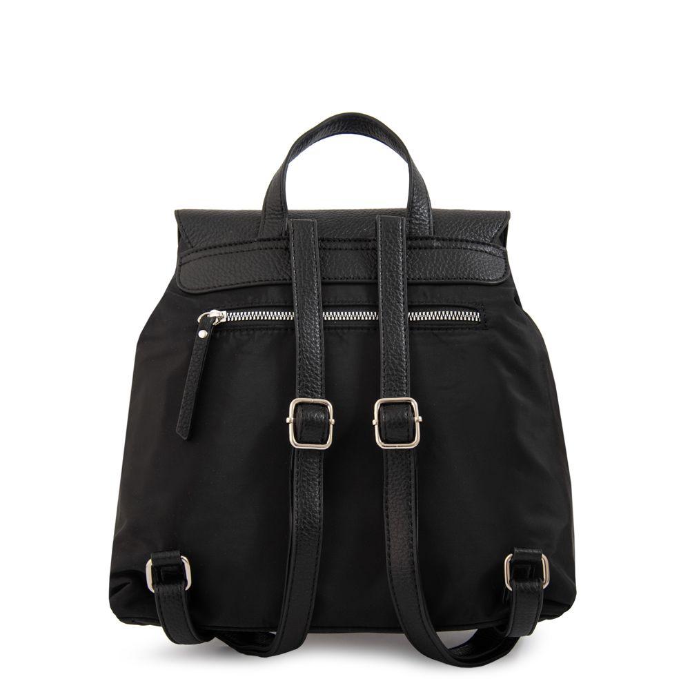 Mochila con tapa anastasia mediana negro-2
