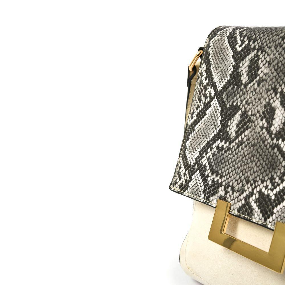 Alamanda Cartera Tipo Bandolera Con Tapa Beige-2