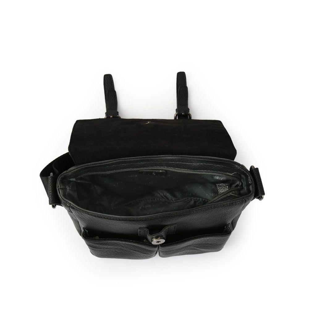 Cartera bandolera con tapa mediana aitina negro-3
