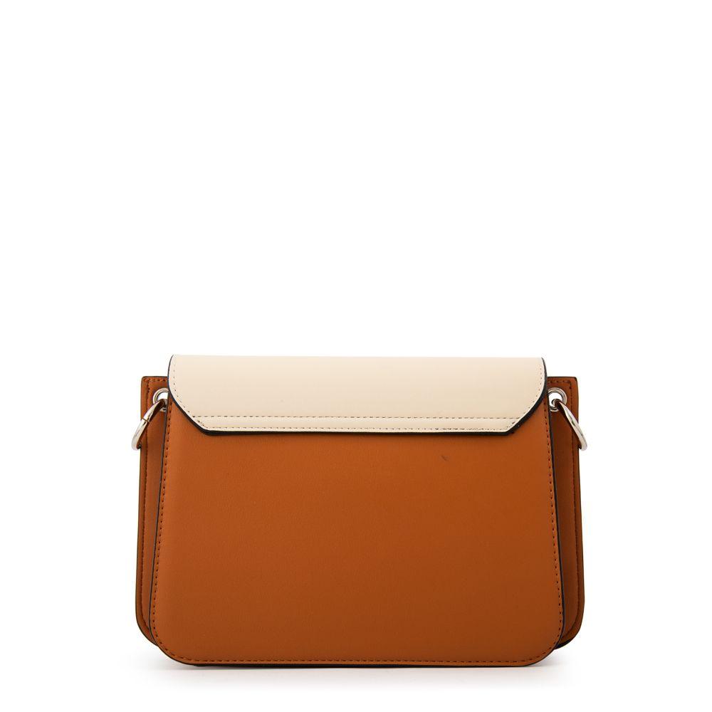 Cartera Bandolera con tapa karina mediana camel-2