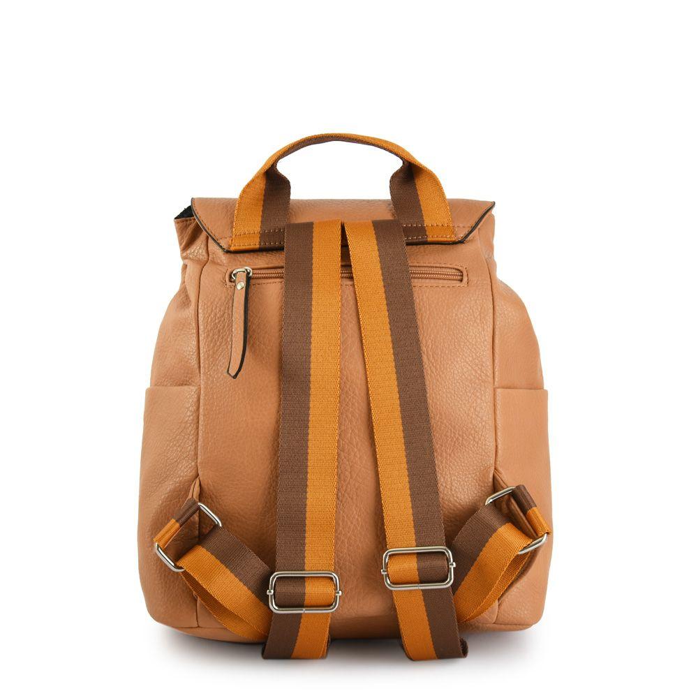 Mochila con tapa grande abrielle camel-2