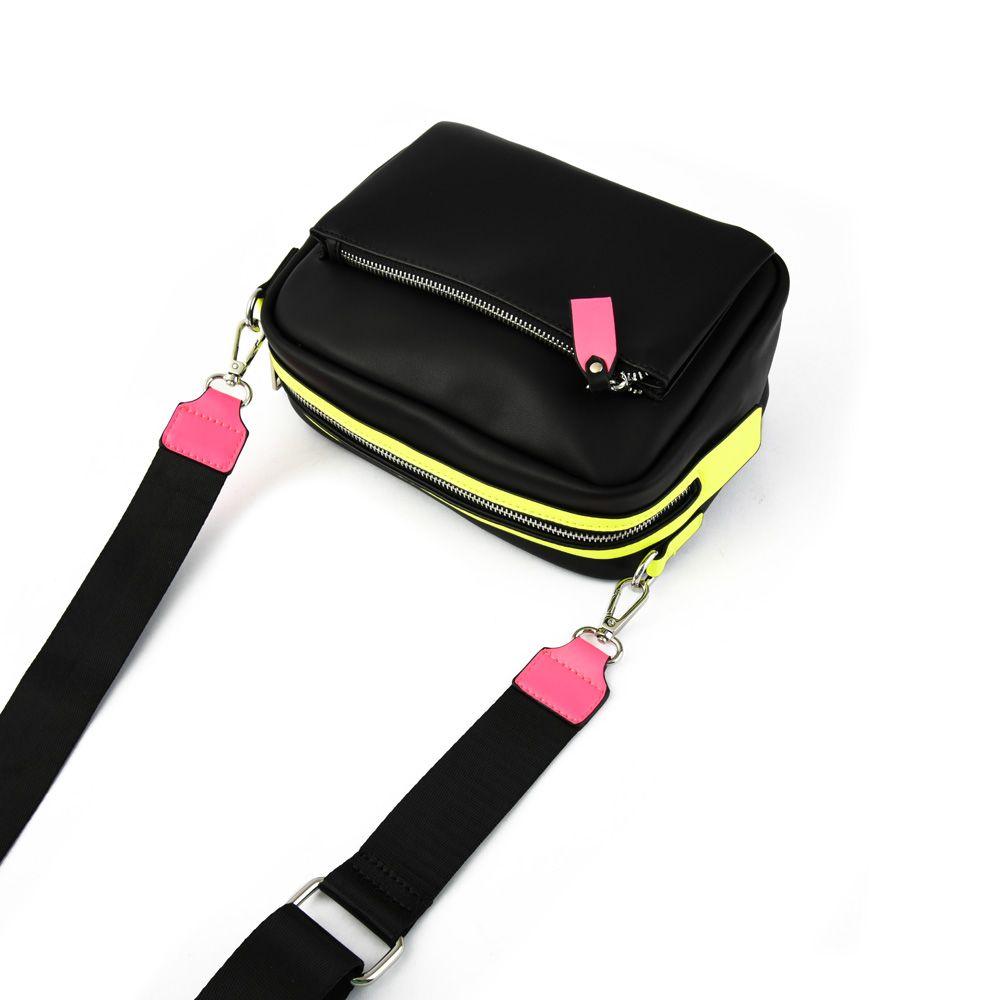 Cartera bandolera mediana aphelios negro-3