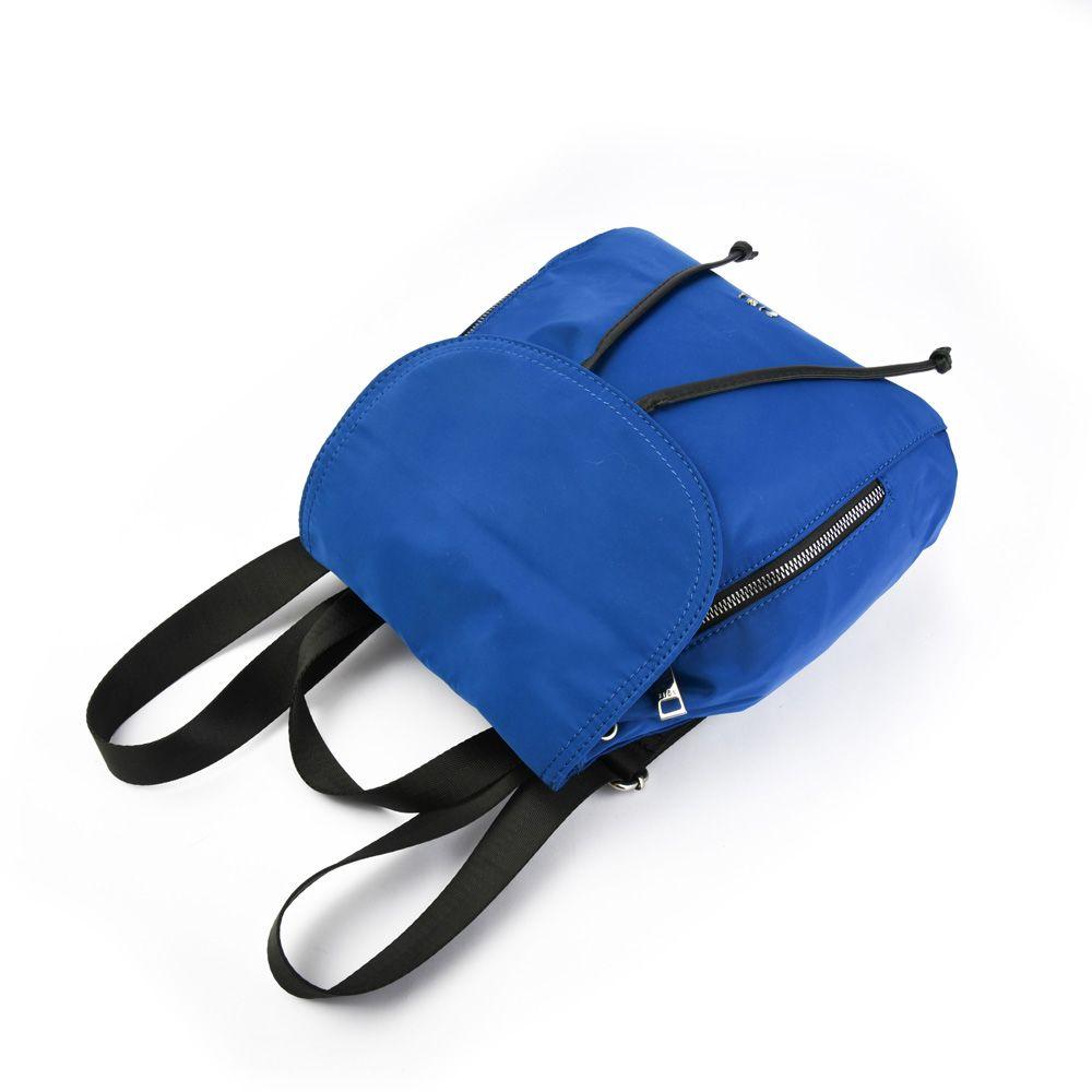 Mochila con tapa mediana blaire azul-3