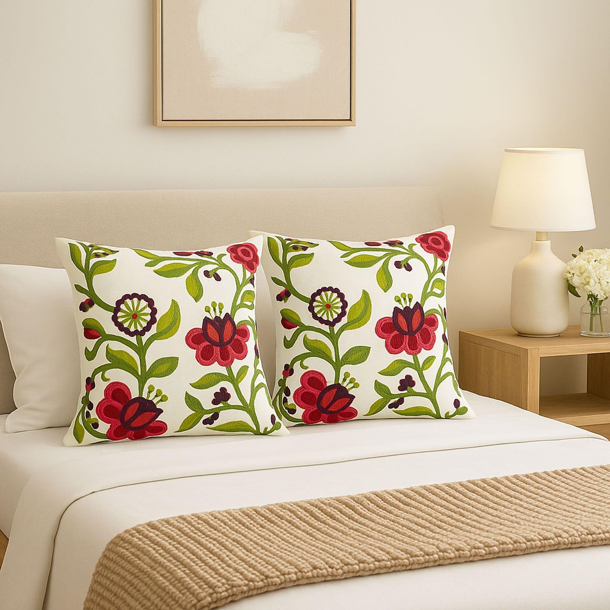 2 Fundas Bordadas - Flores rojas-2