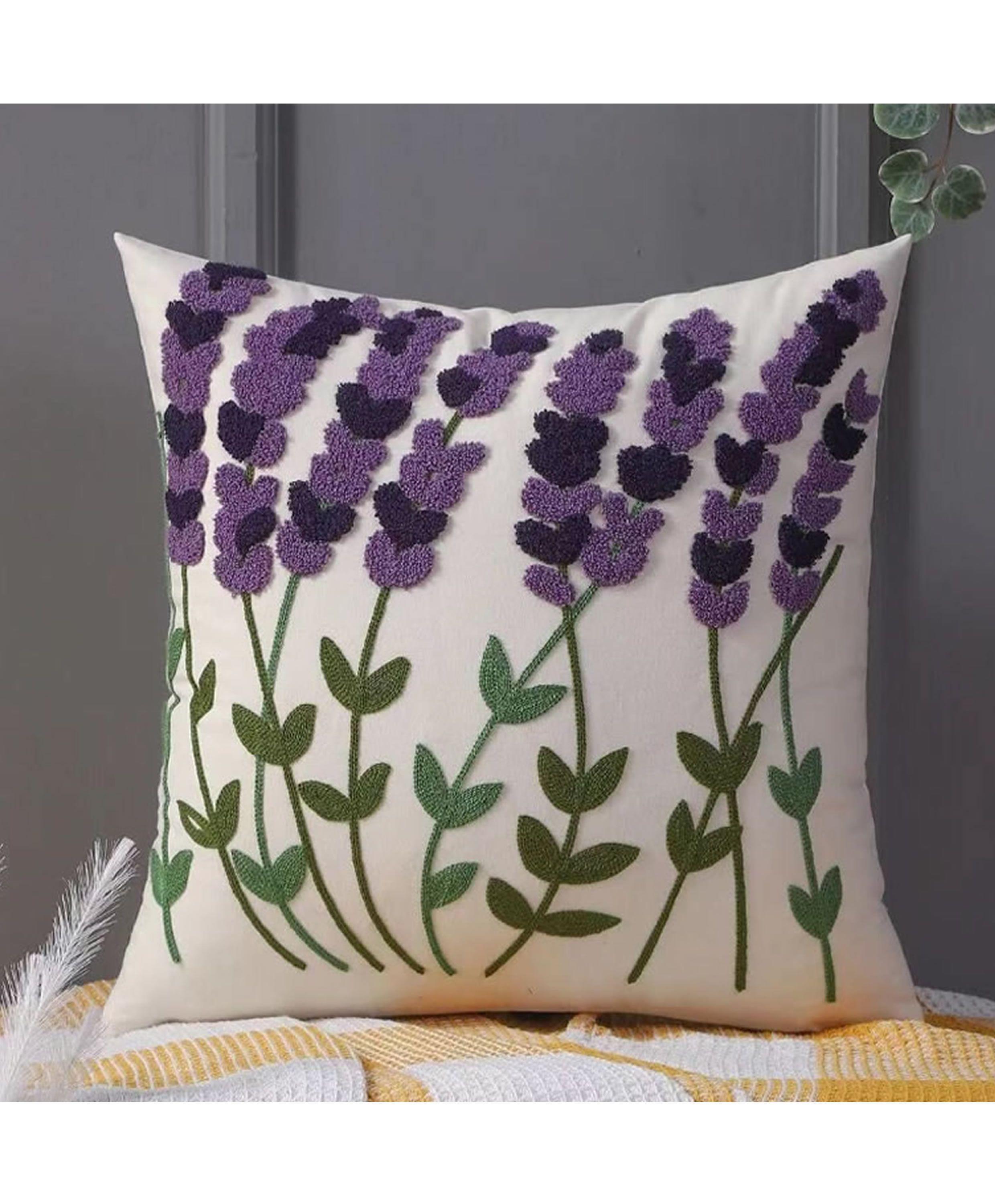 Cojin Bordado Lavanda Lila-1