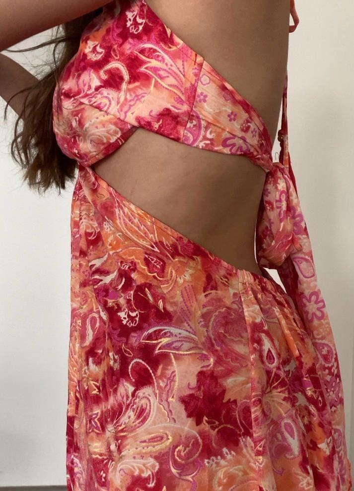 Maxi vestido sin espalda coral-2