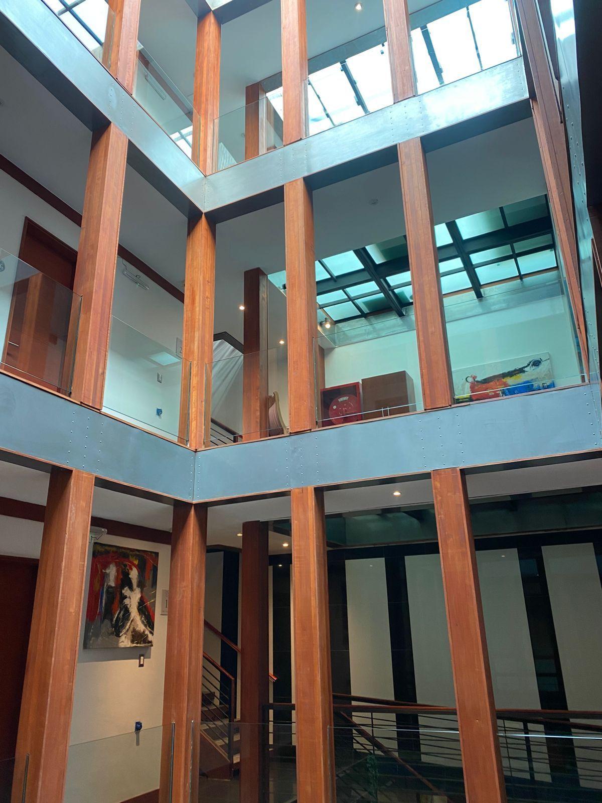 Noche romántica en Concha y Toro 33 Hotel Boutique By Nobile con cena incluida para 2 personas-2