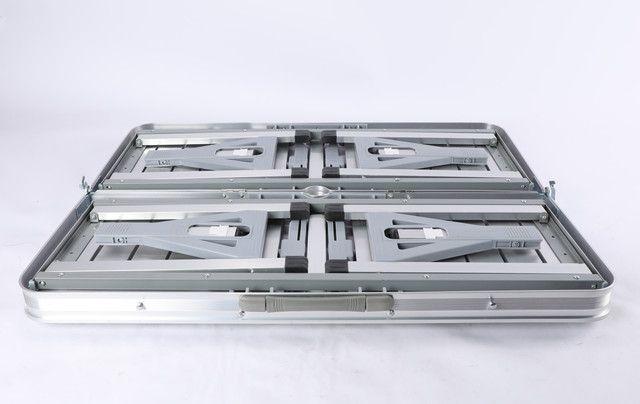 MESA CAMPING PLEGABLE CON SILLAS-2