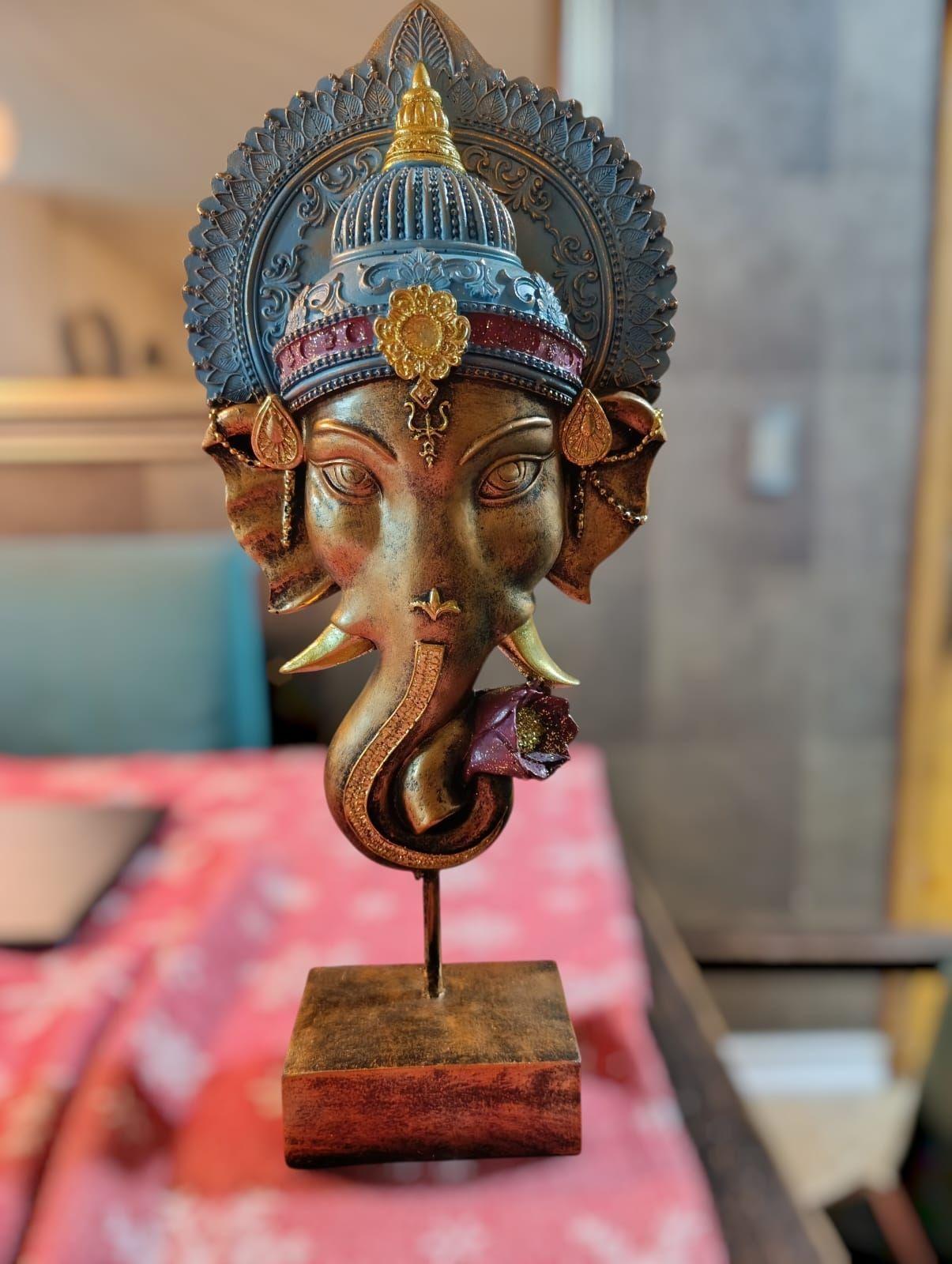 Ganesha Decorativa Con Pedestal 44x19x8 Cm-5