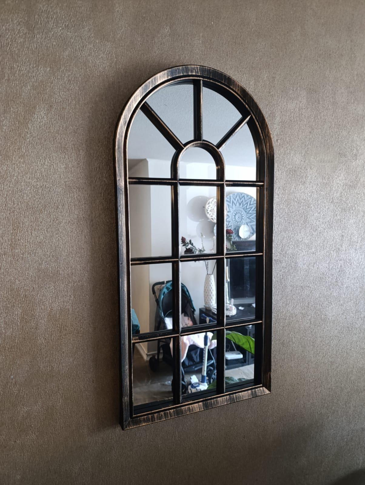 Espejo Forma Ventana Marco Negro Con Envejecido Dorado 70x35-5