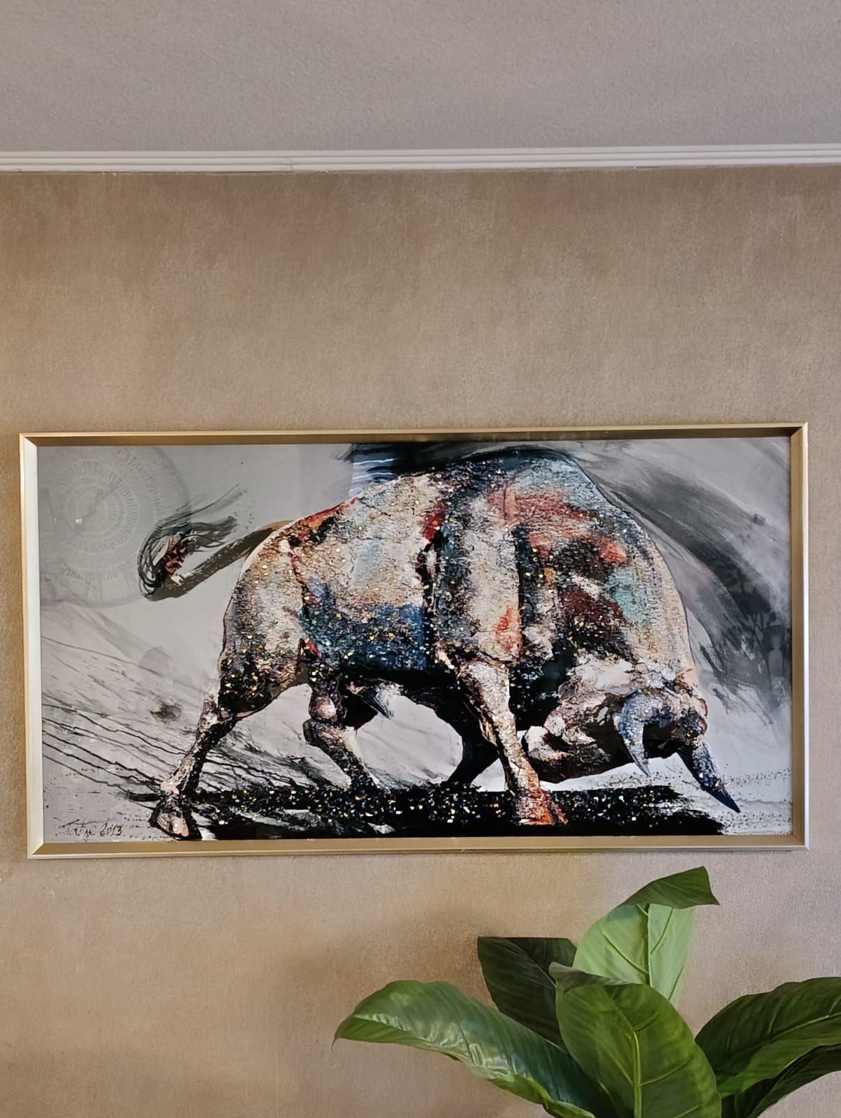 Cuadro Toro, Pintura Estilo Diamante, Marco Dorado60x110 Cm-1
