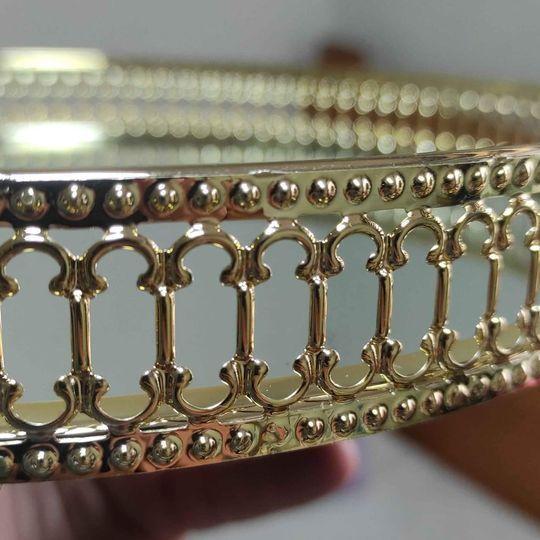 Bandeja Metalica Color Dorado Con Base De Espejo 25 Cm-3