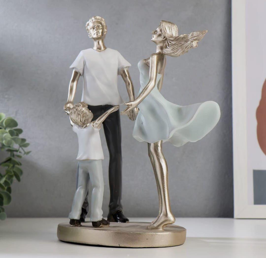 Figura Decorativa de Poliresina Padres e Hijo Jugando-3