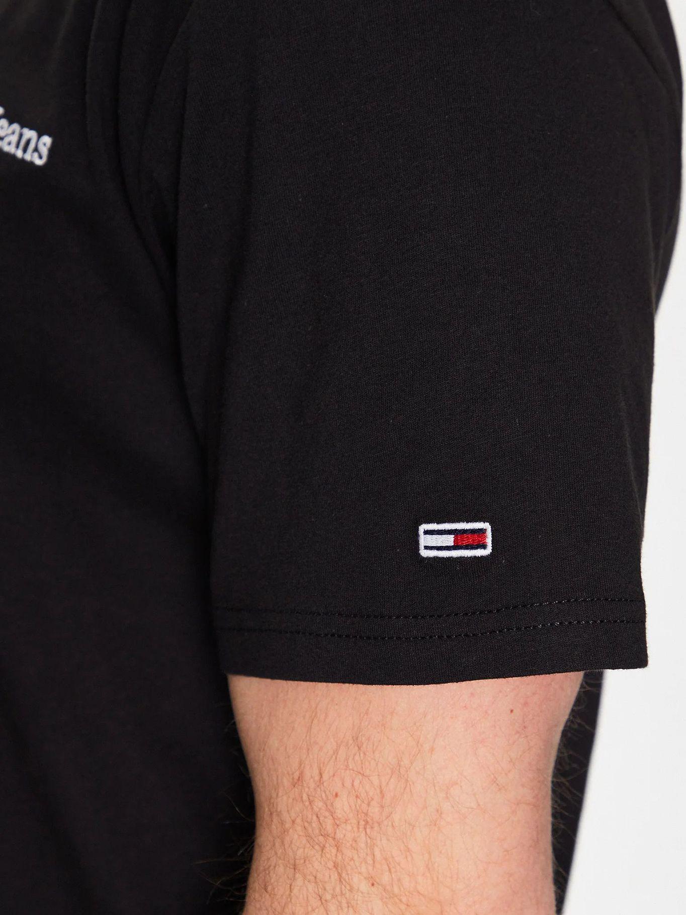 Polera Classic Linear Chest Logo Negro Tommy Hilfiger-4