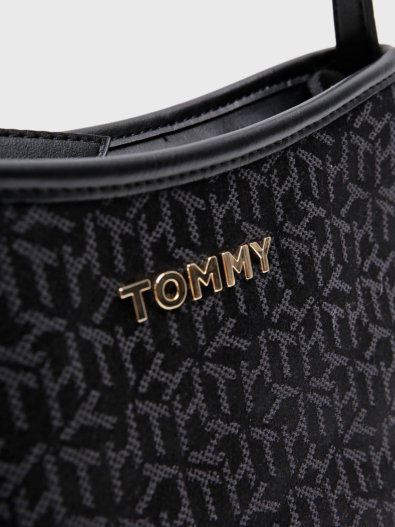Cartera Monogram Con Cierre Negro Tommy Hilfiger-3